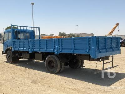 FAW 1120P9K2L3E 4x2 - Xe tải thùng lửng/ Phẳng: hình 2 FAW 1120P9K2L3E 4x2 - Xe tải thùng lửng/ Phẳng: hình 2