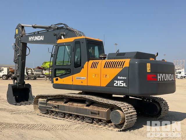 Hyundai R215L Tracked Excavator - Máy xúc bánh xích: hình 3 Hyundai R215L Tracked Excavator - Máy xúc bánh xích: hình 3