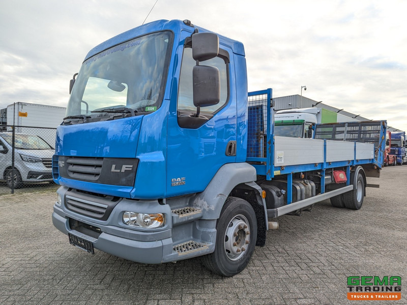 DAF FA LF55.220 4x2 Daycab Euro4 - Handgeschakeld - Oprijwagen - Lier 2.5T - Alu Zijschotten - Xe tải chuyên chở tự động: hình 1 DAF FA LF55.220 4x2 Daycab Euro4 - Handgeschakeld - Oprijwagen - Lier 2.5T - Alu Zijschotten - Xe tải chuyên chở tự động: hình 1