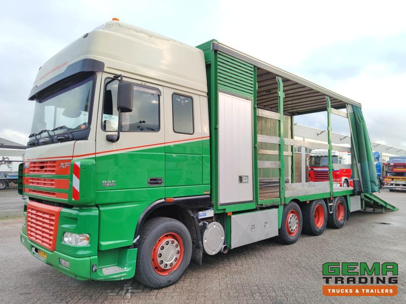DAF FAK XF95.430 8x2 SuperSpaceCab Euro3 - CurtainSider 7.31m + Ramp 16T - MachineTransporter - 6 Persons (V558) - Xe tải chuyên chở tự động: hình 1 DAF FAK XF95.430 8x2 SuperSpaceCab Euro3 - CurtainSider 7.31m + Ramp 16T - MachineTransporter - 6 Persons (V558) - Xe tải chuyên chở tự động: hình 1
