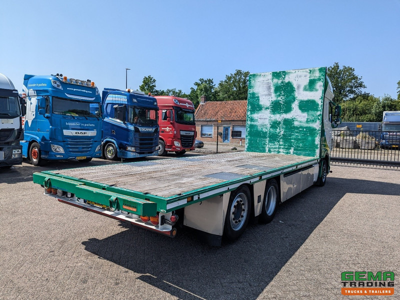DAF XF 530 FAN 6x2/4 SuperSpaceCab Euro6C - Retarder - OpenLaadbak 7.4M - SmartTacho V2 - NOKKENAS problem - 05/2026 - Fourage APK - Xe tải thùng lửng/ Phẳng: hình 2 DAF XF 530 FAN 6x2/4 SuperSpaceCab Euro6C - Retarder - OpenLaadbak 7.4M - SmartTacho V2 - NOKKENAS problem - 05/2026 - Fourage APK - Xe tải thùng lửng/ Phẳng: hình 2