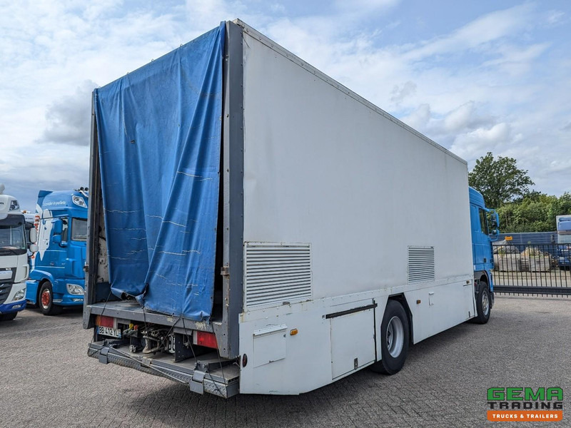 DAF XF95.430 4x2 Spacecab Euro2 - Retarder - Geslotenbak 7.7m - Handgeschakeld - Vangmuil - Xe tải hộp: hình 3 DAF XF95.430 4x2 Spacecab Euro2 - Retarder - Geslotenbak 7.7m - Handgeschakeld - Vangmuil - Xe tải hộp: hình 3