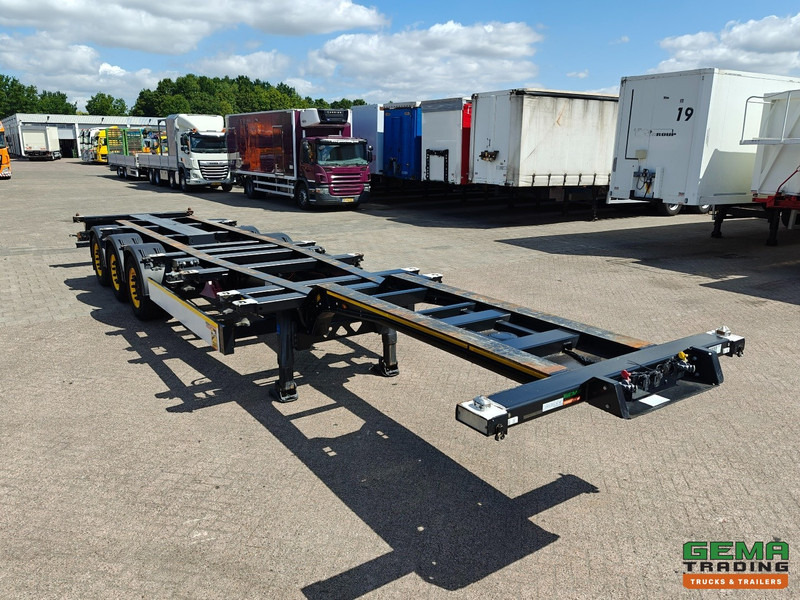 Kögel PORT 40 SIMPLEX 20 3-Assen SAF - Schijfremmen - 2x20FT/30FT/40FT - Achterschuiver - Xe chở container/ Sơ mi rơ moóc hoán đổi thân: hình 4 Kögel PORT 40 SIMPLEX 20 3-Assen SAF - Schijfremmen - 2x20FT/30FT/40FT - Achterschuiver - Xe chở container/ Sơ mi rơ moóc hoán đổi thân: hình 4