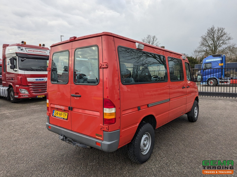Mercedes-Benz 316 CDI 4x4 Euro3 - 59.000km - 9 Persoons - Lier - 3 Sperren! Hoge en Lage Gearing - Xe bus mini, Xe van chở khách: hình 3 Mercedes-Benz 316 CDI 4x4 Euro3 - 59.000km - 9 Persoons - Lier - 3 Sperren! Hoge en Lage Gearing - Xe bus mini, Xe van chở khách: hình 3