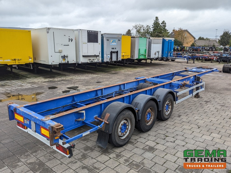 Renders ROC 12.27 CC 3-Assen MB Discbrakes - 4940KG - 2x20FT 1x40FT - FLAT (O2058) - Xe chở container/ Sơ mi rơ moóc hoán đổi thân: hình 1 Renders ROC 12.27 CC 3-Assen MB Discbrakes - 4940KG - 2x20FT 1x40FT - FLAT (O2058) - Xe chở container/ Sơ mi rơ moóc hoán đổi thân: hình 1