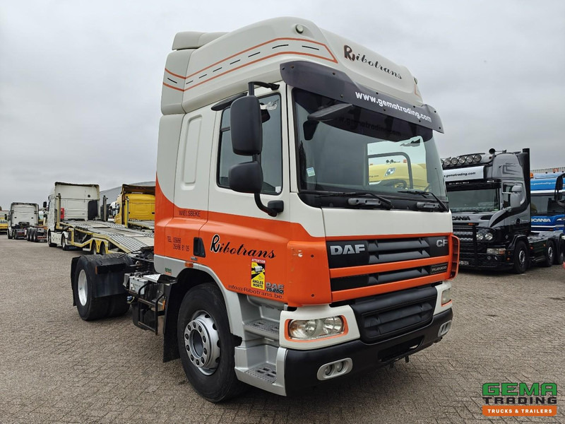 DAF CF75.250 4x2 SpaceCab Euro5 - Handgeschakeld - Airco - Xe đầu kéo: hình 2 DAF CF75.250 4x2 SpaceCab Euro5 - Handgeschakeld - Airco - Xe đầu kéo: hình 2