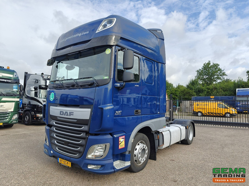 DAF XF 440 FT 4x2 SuperSpaceCab Euro6A - MEGA - Retarder - HandGeschakeld - 283.000KM! - Xe đầu kéo: hình 1 DAF XF 440 FT 4x2 SuperSpaceCab Euro6A - MEGA - Retarder - HandGeschakeld - 283.000KM! - Xe đầu kéo: hình 1
