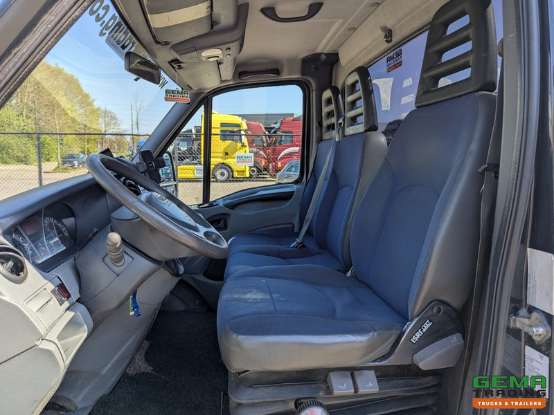 Iveco 35C18/T 4x2 Euro4 - BE-Trekker - 3-Zits - Luchthoorns - NAP - 07/2025APK - Xe đầu kéo: hình 5 Iveco 35C18/T 4x2 Euro4 - BE-Trekker - 3-Zits - Luchthoorns - NAP - 07/2025APK - Xe đầu kéo: hình 5