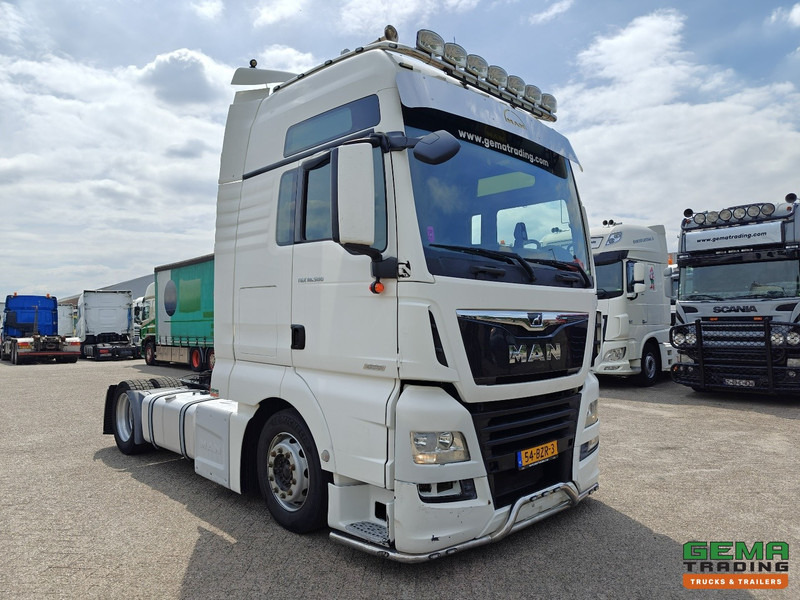 MAN TGX 18.500 4x2 XXL Euro6C - MEGA - Retarder - HefSchotel - Dubbele Tanks - Navi - SMARTtachoV2 - 12/2025 APK - Xe đầu kéo: hình 2 MAN TGX 18.500 4x2 XXL Euro6C - MEGA - Retarder - HefSchotel - Dubbele Tanks - Navi - SMARTtachoV2 - 12/2025 APK - Xe đầu kéo: hình 2