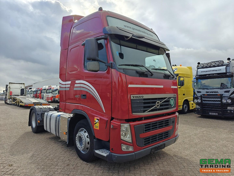 Volvo FH460 4x2 Globetrotter XL Euro5 - Handgeschakeld - Dubbele tanks - Xe đầu kéo: hình 2 Volvo FH460 4x2 Globetrotter XL Euro5 - Handgeschakeld - Dubbele tanks - Xe đầu kéo: hình 2
