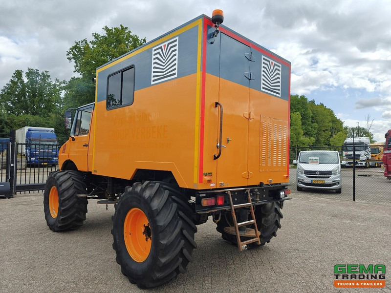 Mercedes-Benz Unimog 1300L 4x4 Handgeschakeld - GeslotenBak - PTO - Hydr. steunpoten - Webasto - SondeerWagen - Xe tải: hình 3 Mercedes-Benz Unimog 1300L 4x4 Handgeschakeld - GeslotenBak - PTO - Hydr. steunpoten - Webasto - SondeerWagen - Xe tải: hình 3