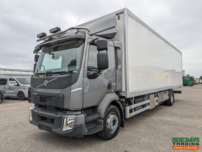 Volvo FL 250 4x2 Dagcab Euro6 - Camper/Kantoor - NIEUW - Toilet - Airco's - Verwarming - Xe tải: hình 1 Volvo FL 250 4x2 Dagcab Euro6 - Camper/Kantoor - NIEUW - Toilet - Airco's - Verwarming - Xe tải: hình 1