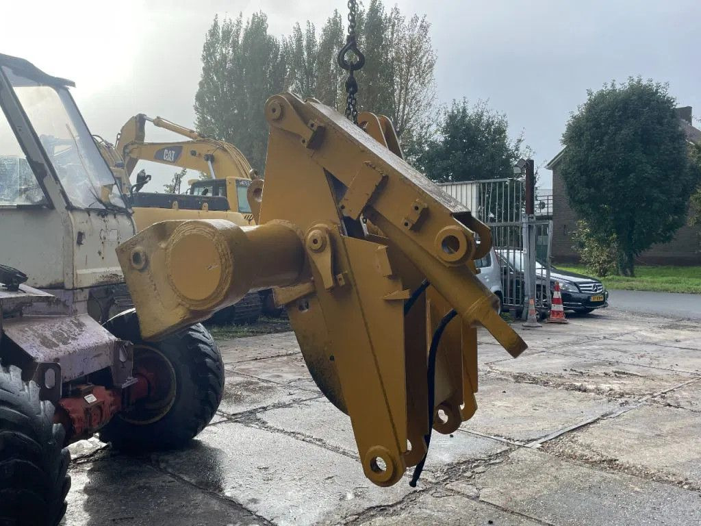 CAT Caterpillar Ripper compatible with D7R and D7H R CAT Ripper compatible with D7R and D7H Ripper compat - Cần xé cho Máy móc xây dựng: hình 5 CAT Caterpillar Ripper compatible with D7R and D7H R CAT Ripper compatible with D7R and D7H Ripper compat - Cần xé cho Máy móc xây dựng: hình 5