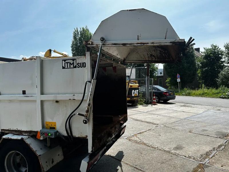 Mitsubishi Canter GARBAGE TRUCK SPRING/SPRING MANUAL GEARBOX - Xe tải chở rác: hình 5 Mitsubishi Canter GARBAGE TRUCK SPRING/SPRING MANUAL GEARBOX - Xe tải chở rác: hình 5