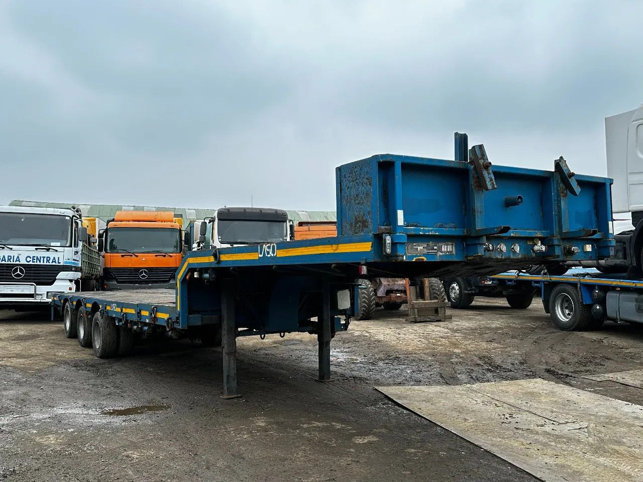 Nooteboom OSD-44 3 Axle lowloader Extandable 44Ton Nooteboom OSD-44 3 Axle lowloader Extandable 44Ton - Sơ mi rơ moóc thùng thấp: hình 2 Nooteboom OSD-44 3 Axle lowloader Extandable 44Ton Nooteboom OSD-44 3 Axle lowloader Extandable 44Ton - Sơ mi rơ moóc thùng thấp: hình 2