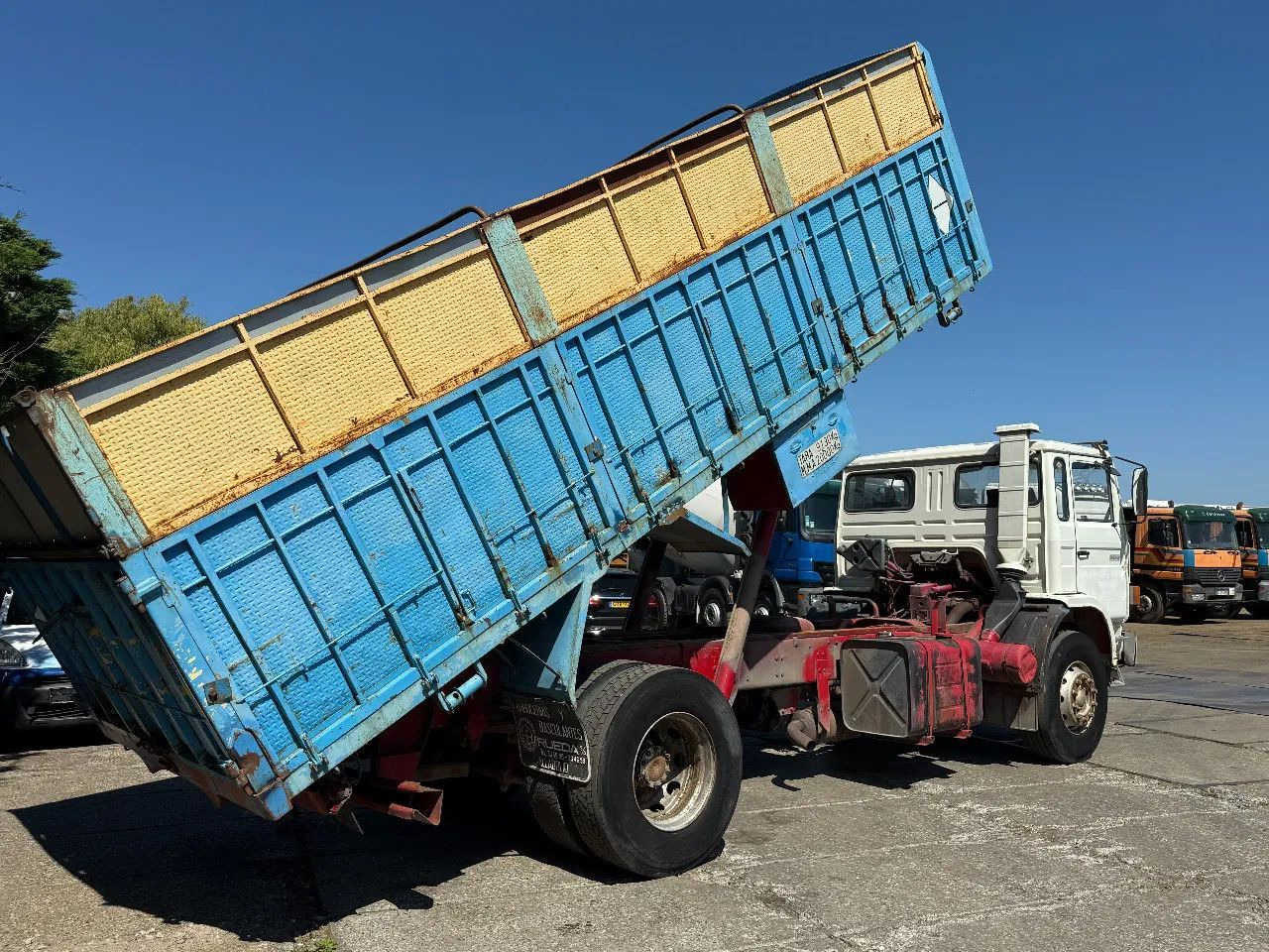 Renault G230 4X2 Tipper Spring/Spring Manual Gearbox - Xe ben: hình 4 Renault G230 4X2 Tipper Spring/Spring Manual Gearbox - Xe ben: hình 4
