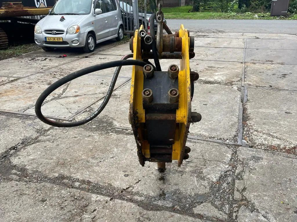 Soosan *NEW AND UNUSED* Soosan SB40 Hydraulic br Soosan *NEW AND UNUSED* Soosan SB40 Hydra - Búa thủy lực cho Máy móc xây dựng: hình 4 Soosan *NEW AND UNUSED* Soosan SB40 Hydraulic br Soosan *NEW AND UNUSED* Soosan SB40 Hydra - Búa thủy lực cho Máy móc xây dựng: hình 4