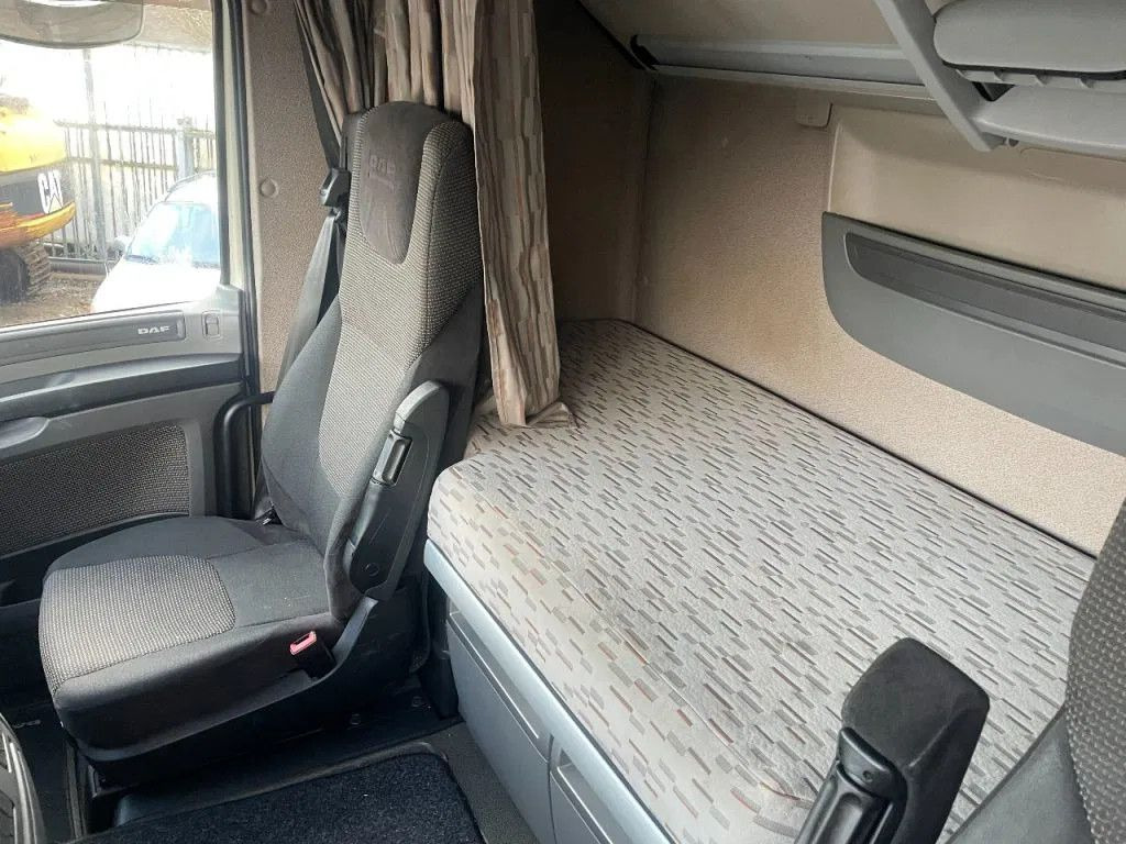 Xe đầu kéo DAF XF 460 4X2 Tractor-unit Spring/Air Retarder: hình 16