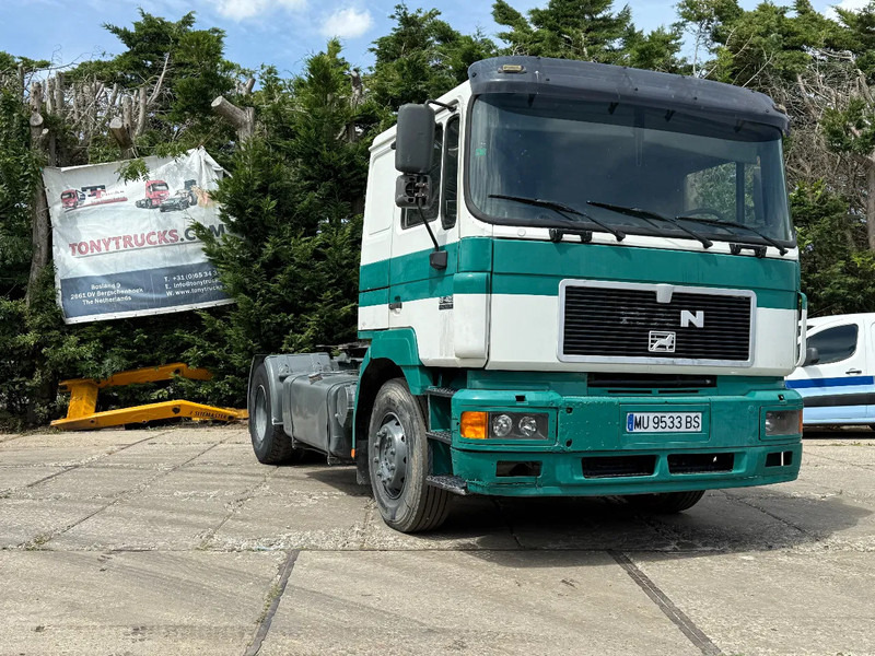 MAN 19.403 4X2 Tractor-unit Spring/Air ZF Manual Gear Low cabine - Xe đầu kéo: hình 1 MAN 19.403 4X2 Tractor-unit Spring/Air ZF Manual Gear Low cabine - Xe đầu kéo: hình 1
