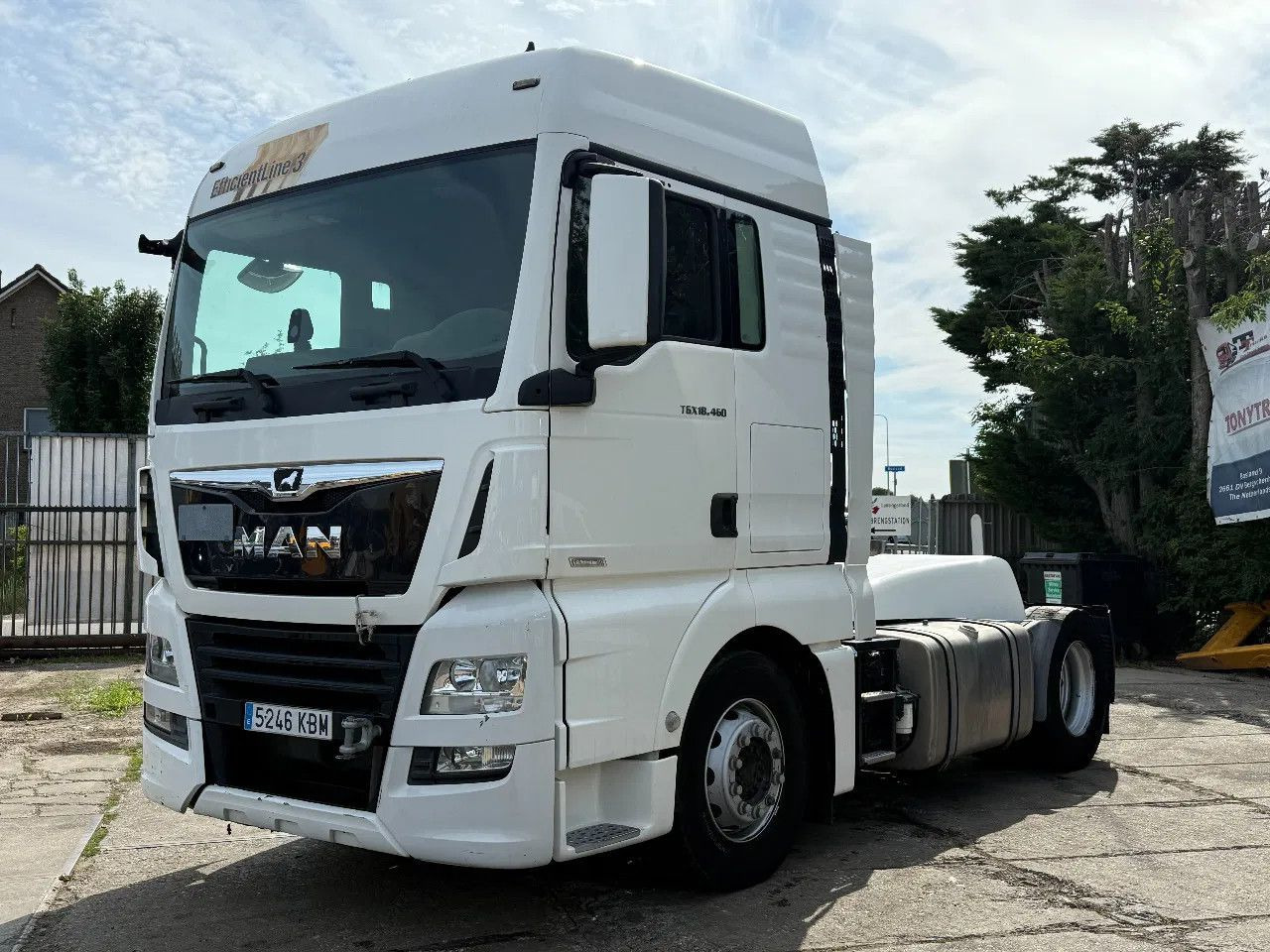 MAN TGX 18.460 4X2 ENGINE DEFECT Tractor-unit Spring - Xe đầu kéo: hình 2 MAN TGX 18.460 4X2 ENGINE DEFECT Tractor-unit Spring - Xe đầu kéo: hình 2