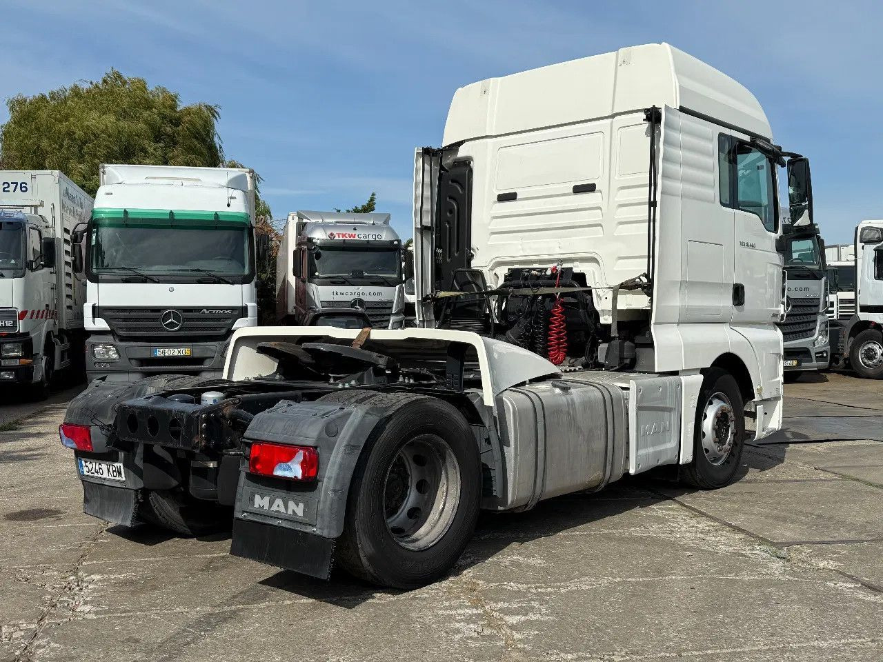 MAN TGX 18.460 4X2 ENGINE DEFECT Tractor-unit Spring - Xe đầu kéo: hình 4 MAN TGX 18.460 4X2 ENGINE DEFECT Tractor-unit Spring - Xe đầu kéo: hình 4