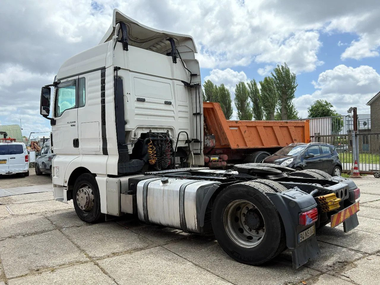 MAN TGX 18.480 4X2 Tractor-unit Spring/Air Retarder - Xe đầu kéo: hình 3 MAN TGX 18.480 4X2 Tractor-unit Spring/Air Retarder - Xe đầu kéo: hình 3