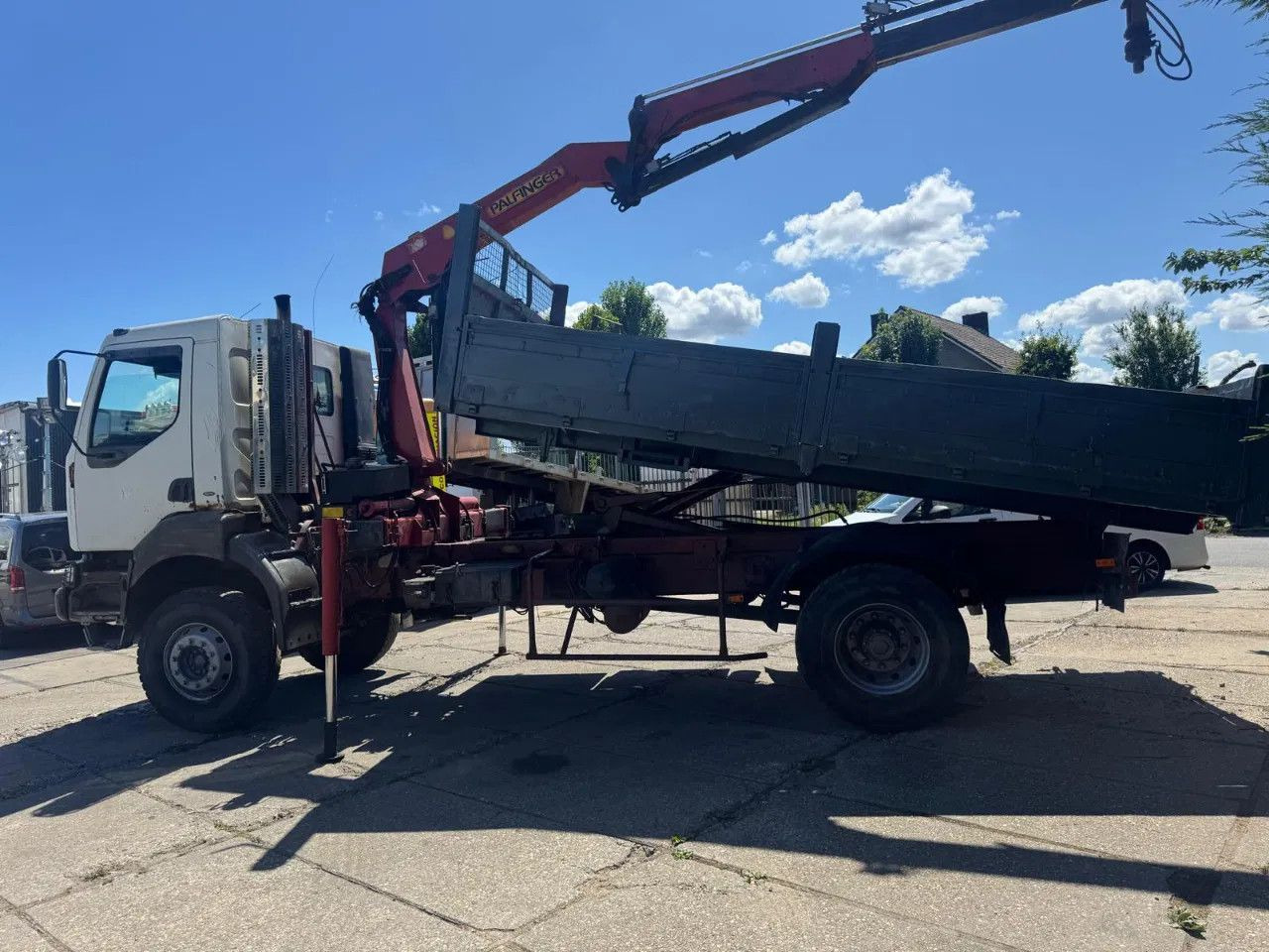 Renault Kerax 340 4X2 Tipper+Crane Spring/Spring Euro2 M - Xe đầu kéo: hình 4 Renault Kerax 340 4X2 Tipper+Crane Spring/Spring Euro2 M - Xe đầu kéo: hình 4