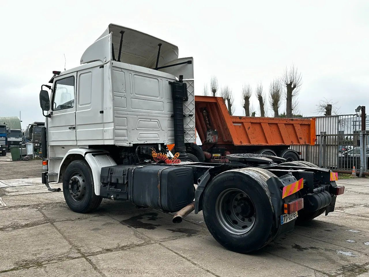 Scania R113-360 4X2 Tractor-unit Spring/Air Manual Gear - Xe đầu kéo: hình 3 Scania R113-360 4X2 Tractor-unit Spring/Air Manual Gear - Xe đầu kéo: hình 3