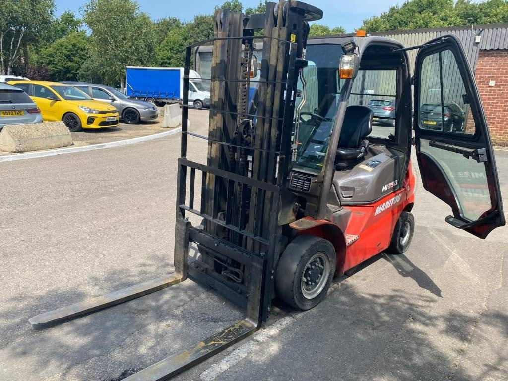 Manitou Mi25D - Xe nâng diesel: hình 3 Manitou Mi25D - Xe nâng diesel: hình 3