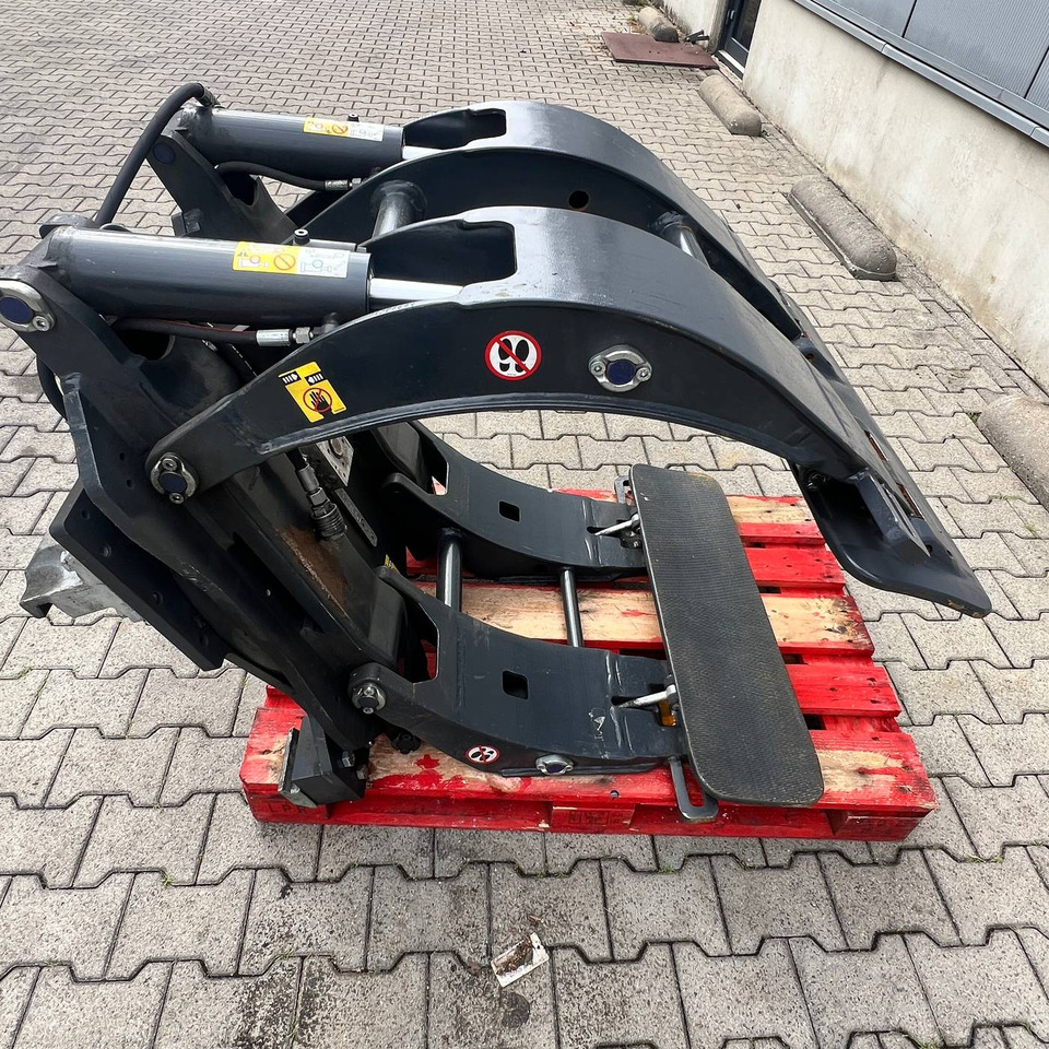 Cacade Paper Roll clamp - Ngàm kẹp: hình 1 Cacade Paper Roll clamp - Ngàm kẹp: hình 1