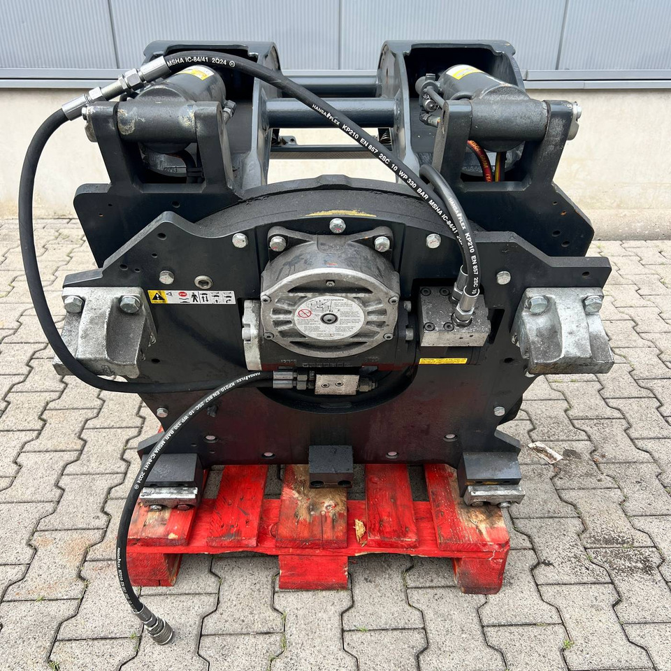 Cacade Paper Roll clamp - Ngàm kẹp: hình 3 Cacade Paper Roll clamp - Ngàm kẹp: hình 3