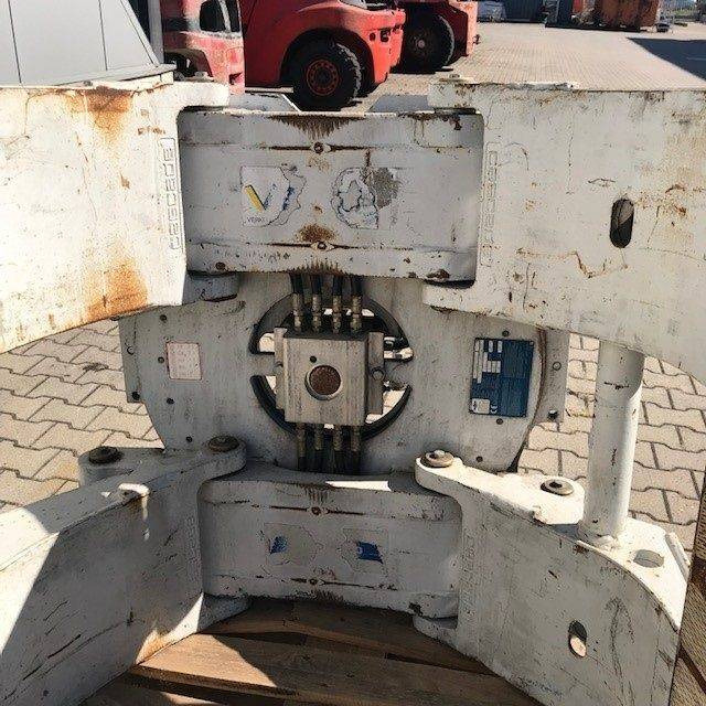 Cascade Rotating Roll clamp - Ngàm kẹp: hình 3 Cascade Rotating Roll clamp - Ngàm kẹp: hình 3
