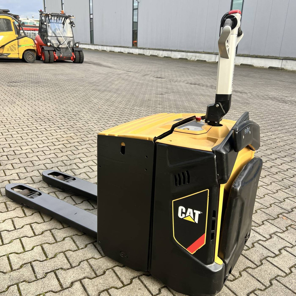 Caterpillar NPV20N2 - Xe tải nâng pallet: hình 4 Caterpillar NPV20N2 - Xe tải nâng pallet: hình 4