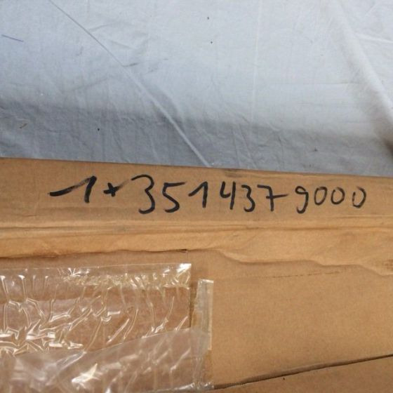 Front Glass Panel for Linde H20-30 - Cabin và nội thất cho Thiết bị xử lý vật liệu: hình 1 Front Glass Panel for Linde H20-30 - Cabin và nội thất cho Thiết bị xử lý vật liệu: hình 1