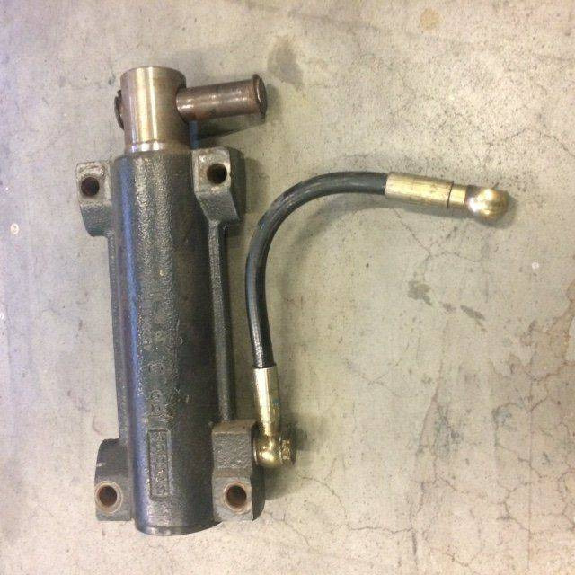 Hydraulic Cylinder for Komatsu MWP18-1R - Xi lanh thủy lực cho Thiết bị xử lý vật liệu: hình 1 Hydraulic Cylinder for Komatsu MWP18-1R - Xi lanh thủy lực cho Thiết bị xử lý vật liệu: hình 1