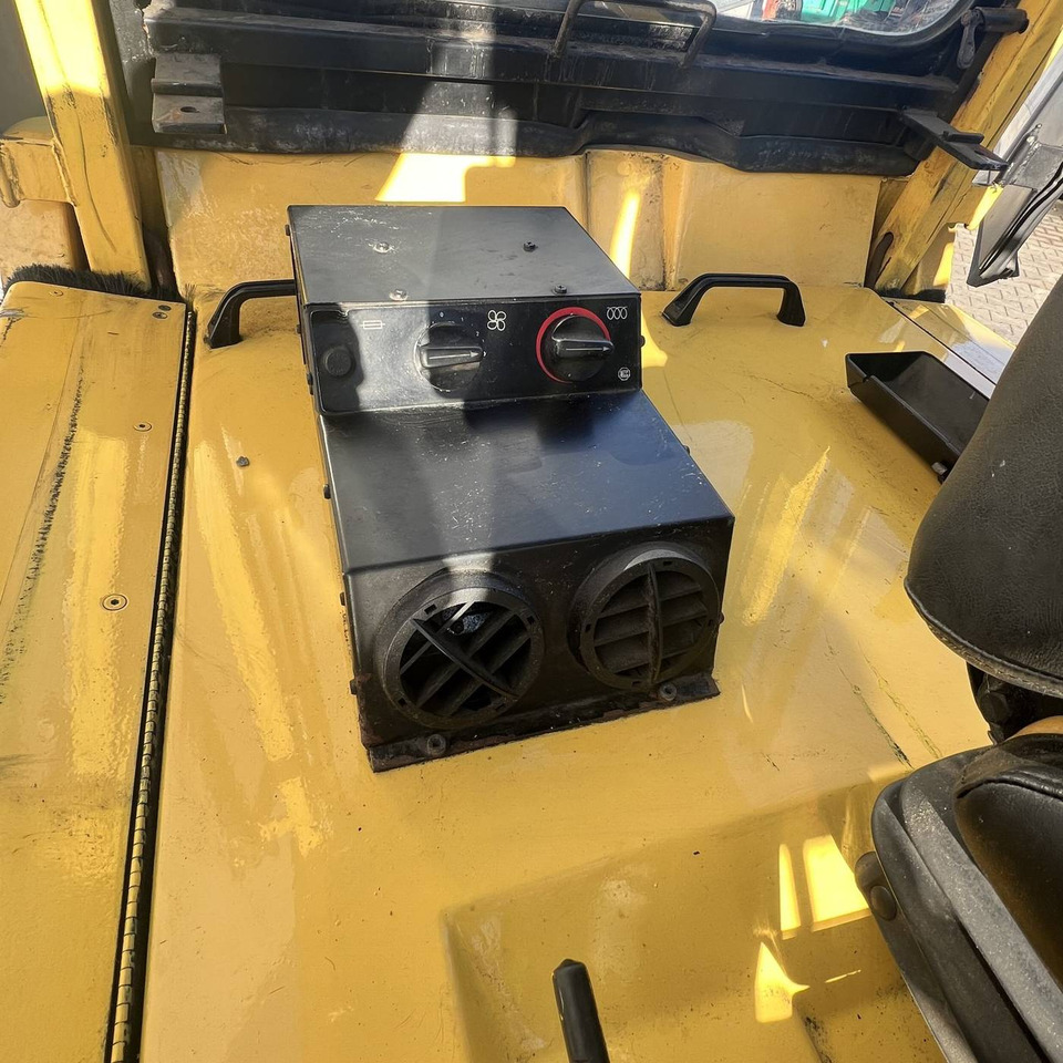 Xe nâng điện Hyster E4.50XL: hình 11