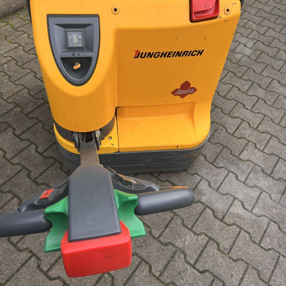 Jungheinrich EJC16G - Máy xếp chồng: hình 5 Jungheinrich EJC16G - Máy xếp chồng: hình 5