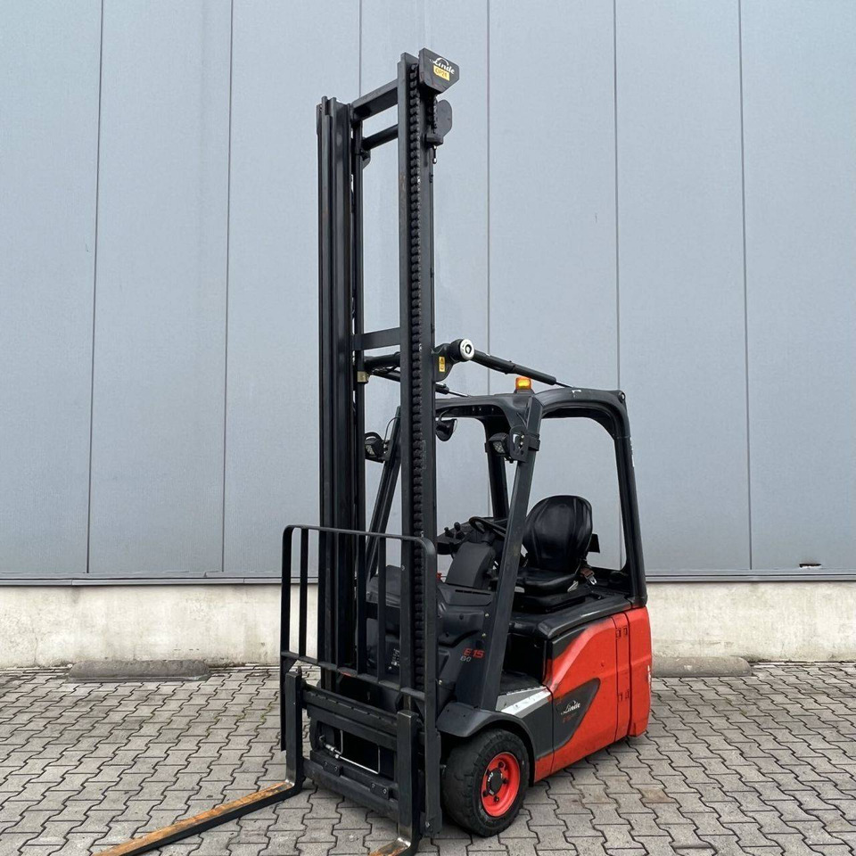 Linde E15 (386-02) EVO - Xe nâng điện: hình 1 Linde E15 (386-02) EVO - Xe nâng điện: hình 1