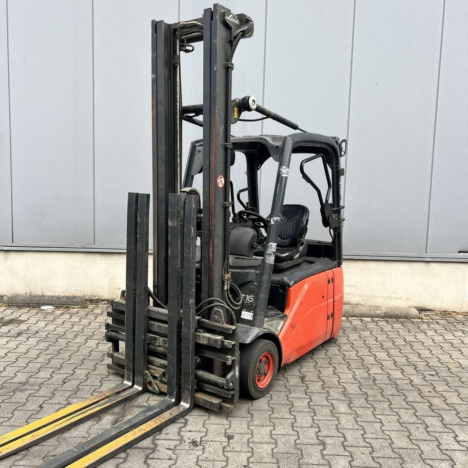 Linde E16 (386) - Xe nâng điện: hình 1 Linde E16 (386) - Xe nâng điện: hình 1