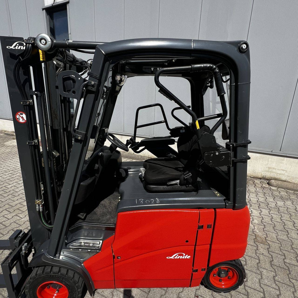 Linde E20PH (386) - Xe nâng điện: hình 3 Linde E20PH (386) - Xe nâng điện: hình 3