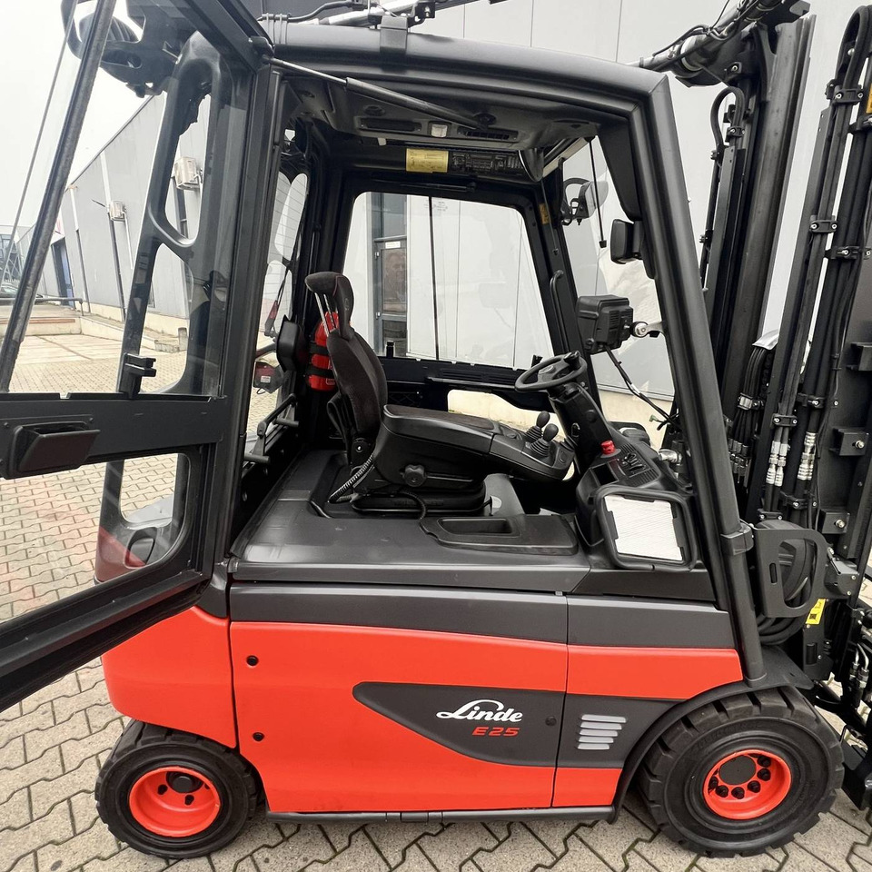 Linde E25 (387) - Xe nâng điện: hình 5 Linde E25 (387) - Xe nâng điện: hình 5