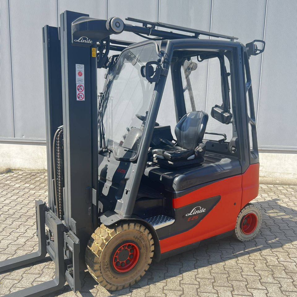 Linde E25 (387) - Xe nâng điện: hình 1 Linde E25 (387) - Xe nâng điện: hình 1
