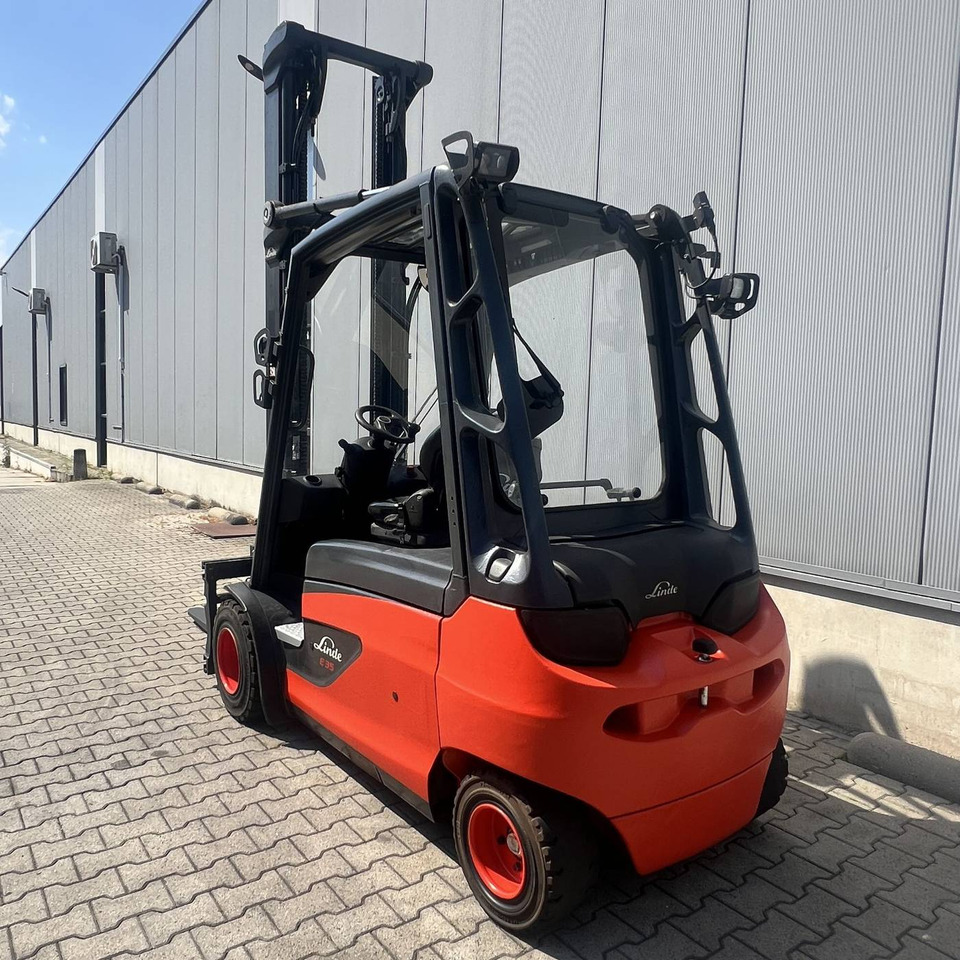 Linde E35L (387) - Xe nâng điện: hình 4 Linde E35L (387) - Xe nâng điện: hình 4