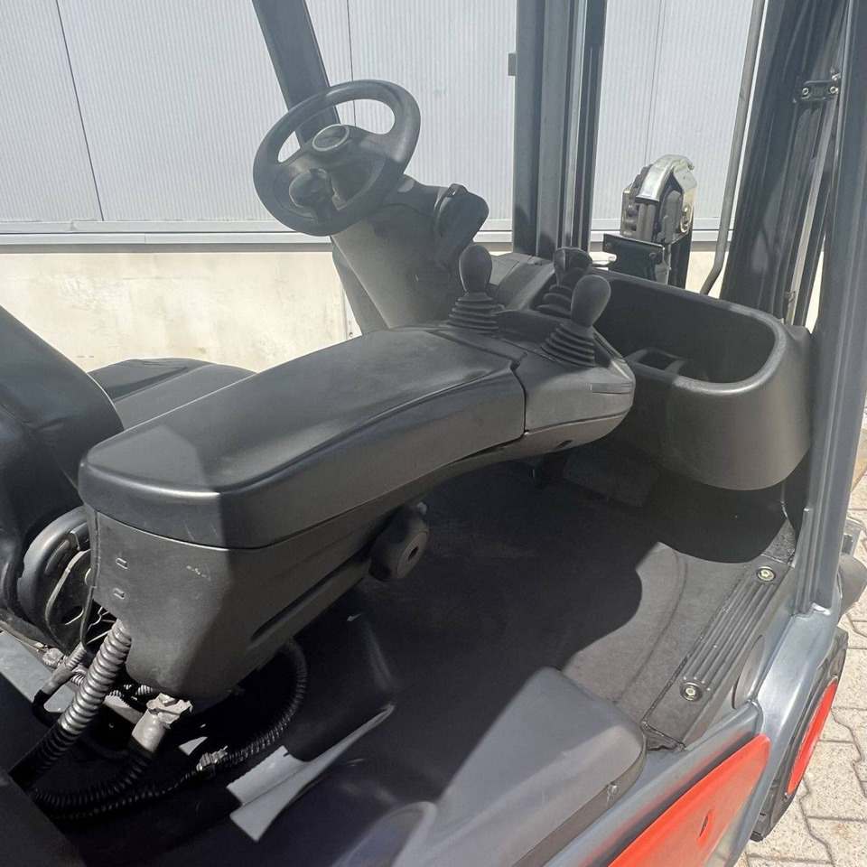 Linde H18T (391-01) EVO - Xe nâng gas: hình 3 Linde H18T (391-01) EVO - Xe nâng gas: hình 3