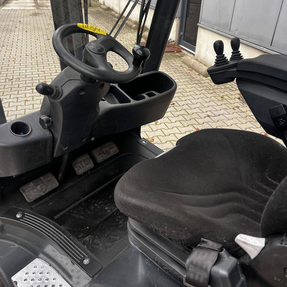 Linde H20D (391) - Xe nâng diesel: hình 5 Linde H20D (391) - Xe nâng diesel: hình 5