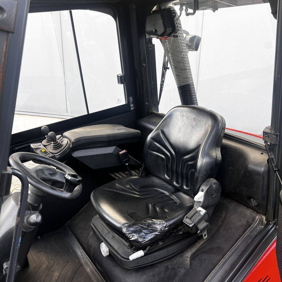 Linde H25D (392) - Xe nâng diesel: hình 4 Linde H25D (392) - Xe nâng diesel: hình 4