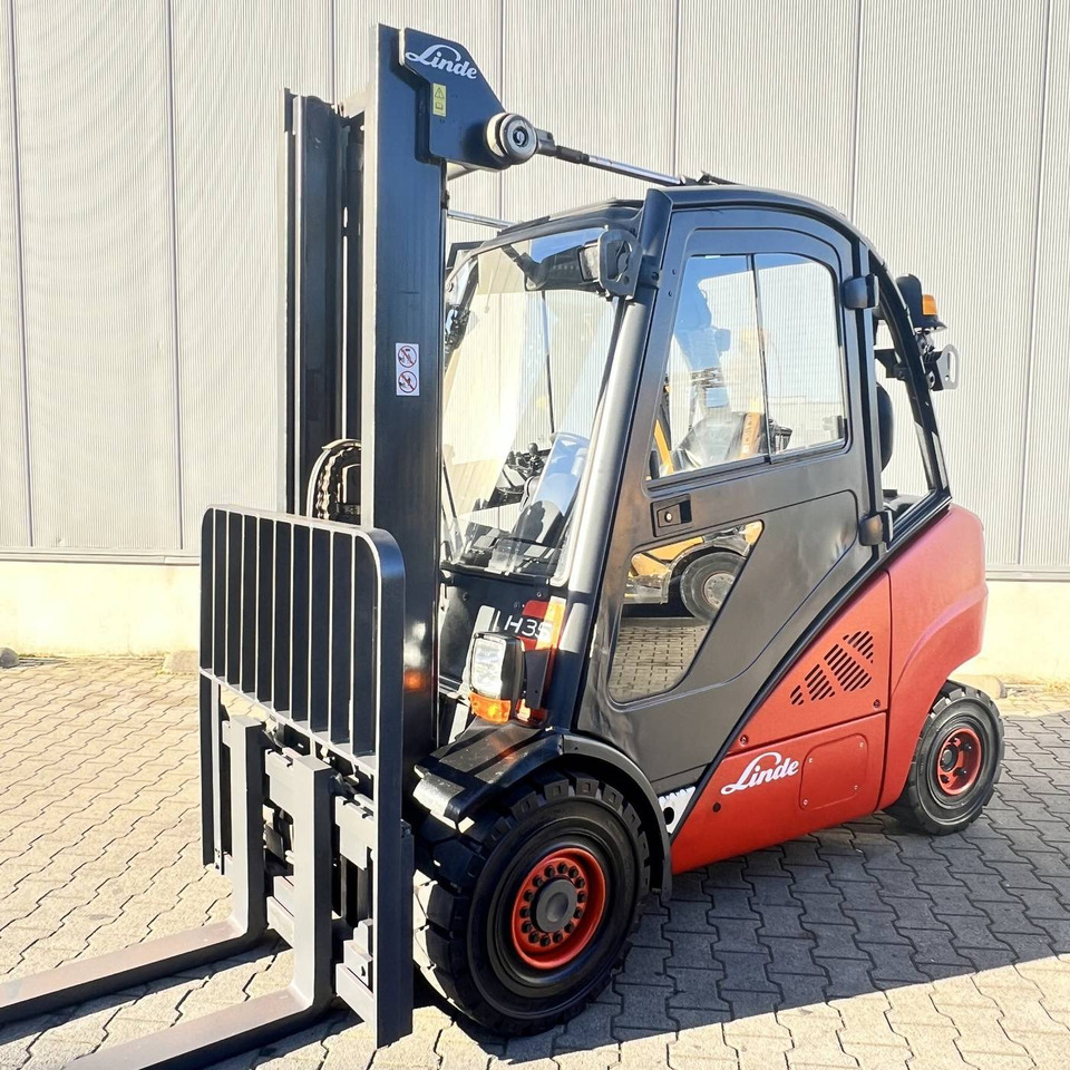 Linde H35D (393) - Xe nâng diesel: hình 1 Linde H35D (393) - Xe nâng diesel: hình 1