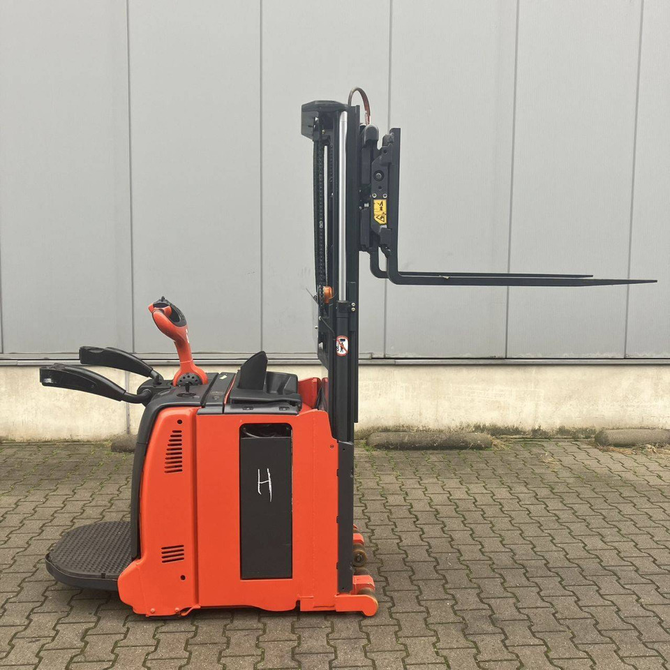 Linde L06AC-AP (1170) - Máy xếp chồng: hình 3 Linde L06AC-AP (1170) - Máy xếp chồng: hình 3