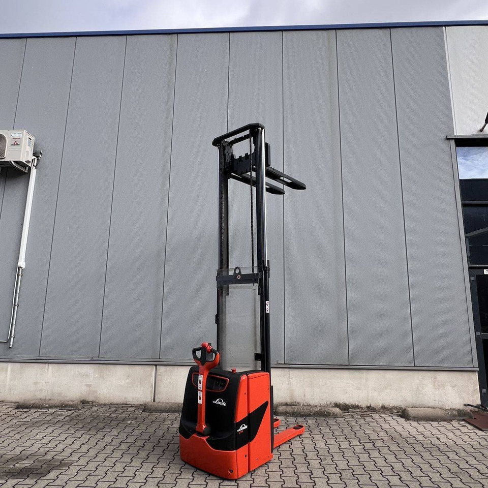 Linde L14 (1173) - Máy xếp chồng: hình 5 Linde L14 (1173) - Máy xếp chồng: hình 5