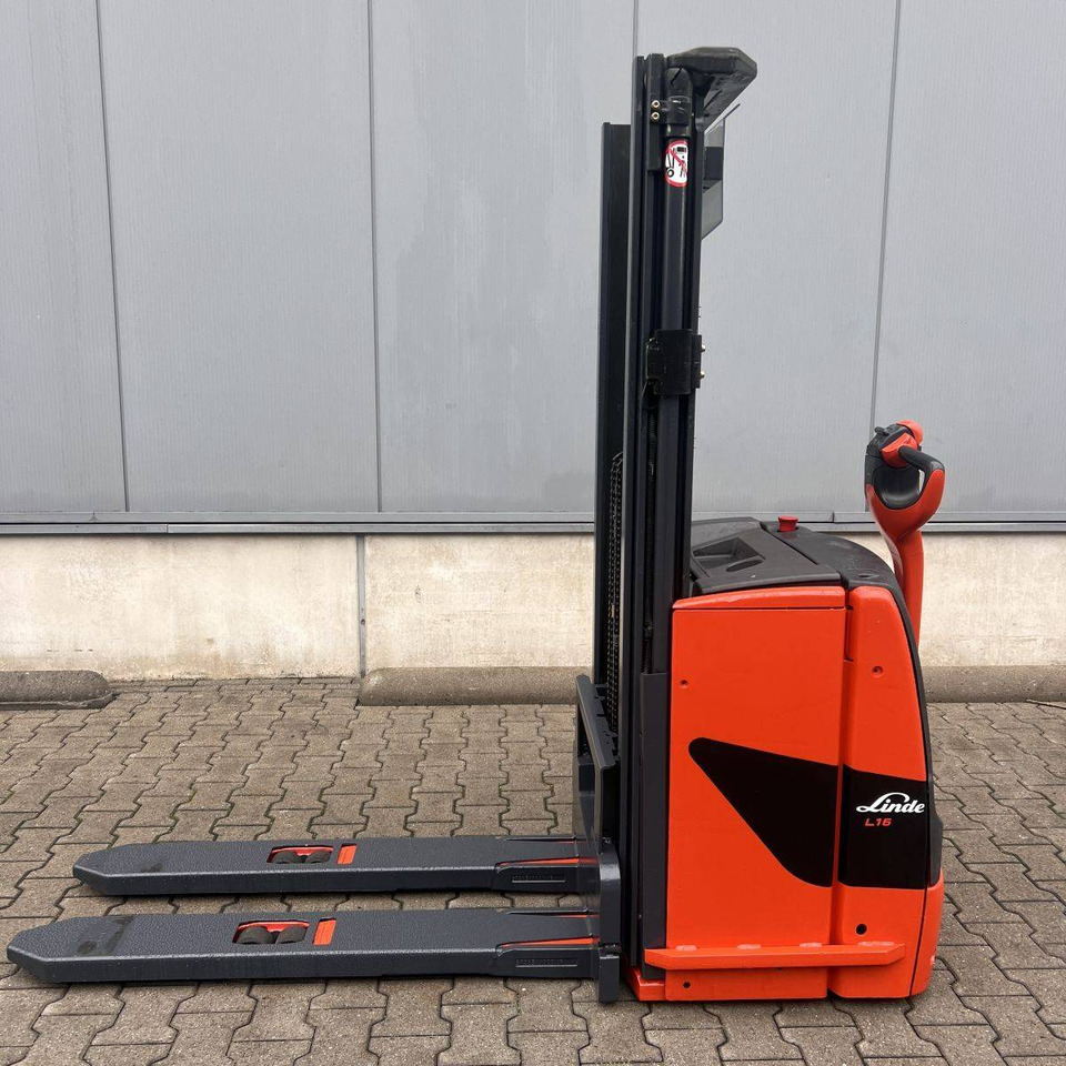 Linde L16 (1173) - Máy xếp chồng: hình 3 Linde L16 (1173) - Máy xếp chồng: hình 3
